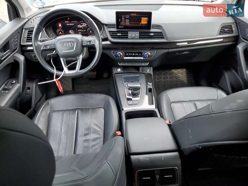 Внедорожник / Кроссовер Audi Q5 2019 в Киеве