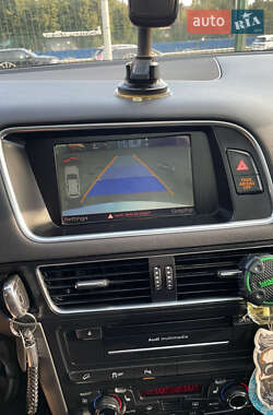 Позашляховик / Кросовер Audi Q5 2010 в 
