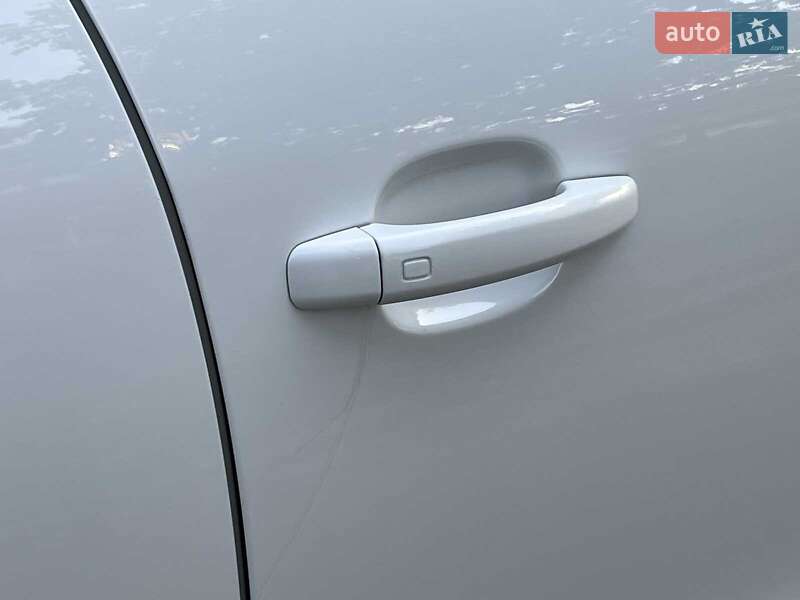 Внедорожник / Кроссовер Audi Q5 2011 в Киеве
