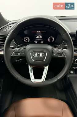 Позашляховик / Кросовер Audi Q5 2022 в 