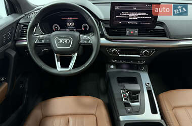 Позашляховик / Кросовер Audi Q5 2022 в 