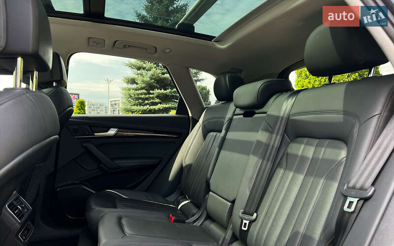 Внедорожник / Кроссовер Audi Q5 2019 в Львове