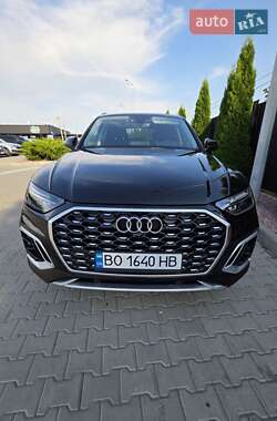 Внедорожник / Кроссовер Audi Q5 2023 в Тернополе