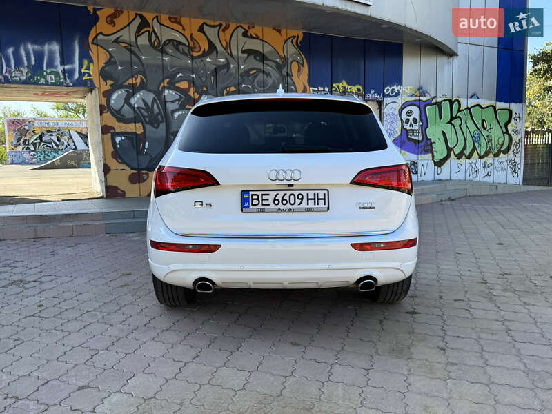 Позашляховик / Кросовер Audi Q5 2015 в Миколаєві