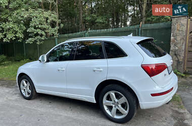 Внедорожник / Кроссовер Audi Q5 2010 в Судовой Вишне