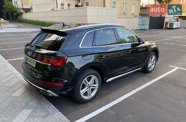 Внедорожник / Кроссовер Audi Q5 2023 в 