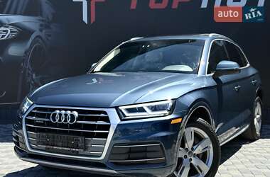 Позашляховик / Кросовер Audi Q5 2018 в 