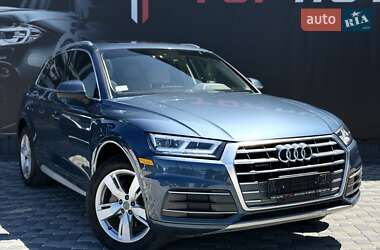 Позашляховик / Кросовер Audi Q5 2018 в 
