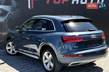 Позашляховик / Кросовер Audi Q5 2018 в 
