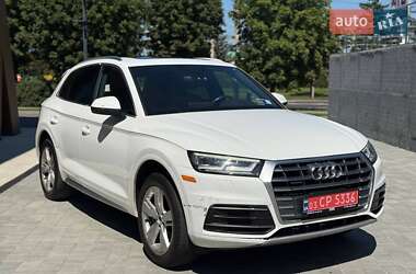 Позашляховик / Кросовер Audi Q5 2018 в Луцьку
