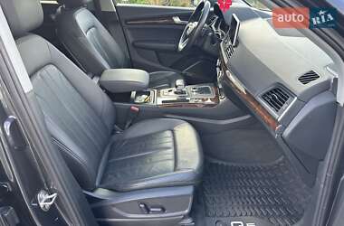 Внедорожник / Кроссовер Audi Q5 2017 в 
