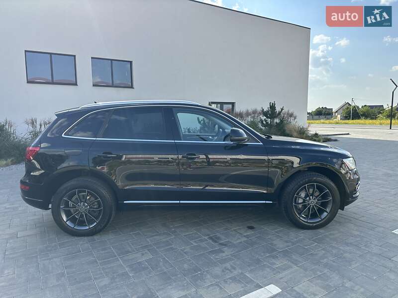 Внедорожник / Кроссовер Audi Q5 2012 в Луцке