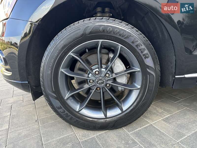 Внедорожник / Кроссовер Audi Q5 2012 в Луцке