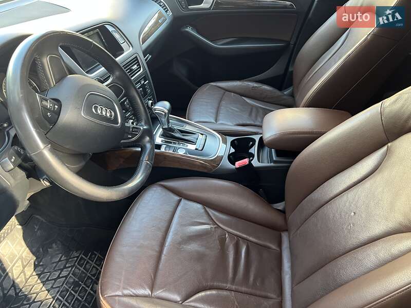 Позашляховик / Кросовер Audi Q5 2014 в Івано-Франківську