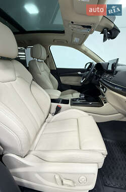 Внедорожник / Кроссовер Audi Q5 2023 в 