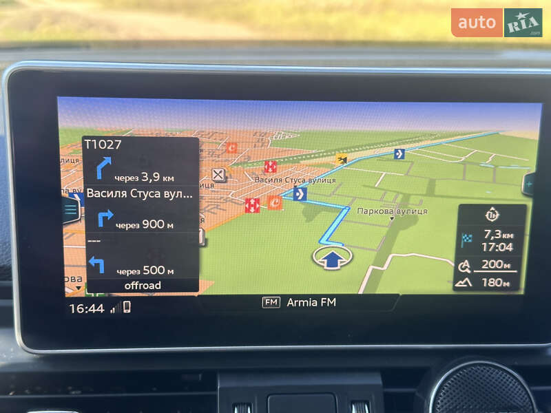 Внедорожник / Кроссовер Audi Q5 2018 в Вишневом