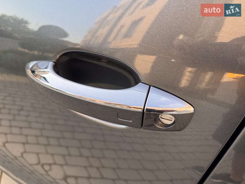 Позашляховик / Кросовер Audi Q5 2015 в Львові