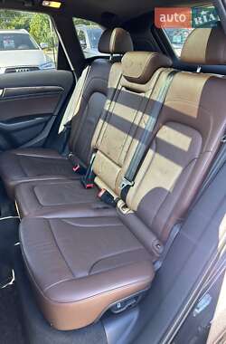 Внедорожник / Кроссовер Audi Q5 2015 в 