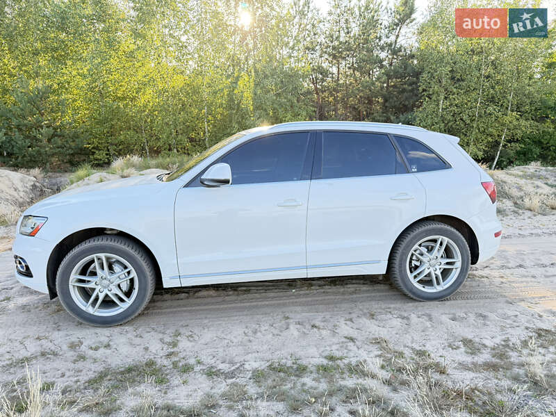 Внедорожник / Кроссовер Audi Q5 2013 в Ратным