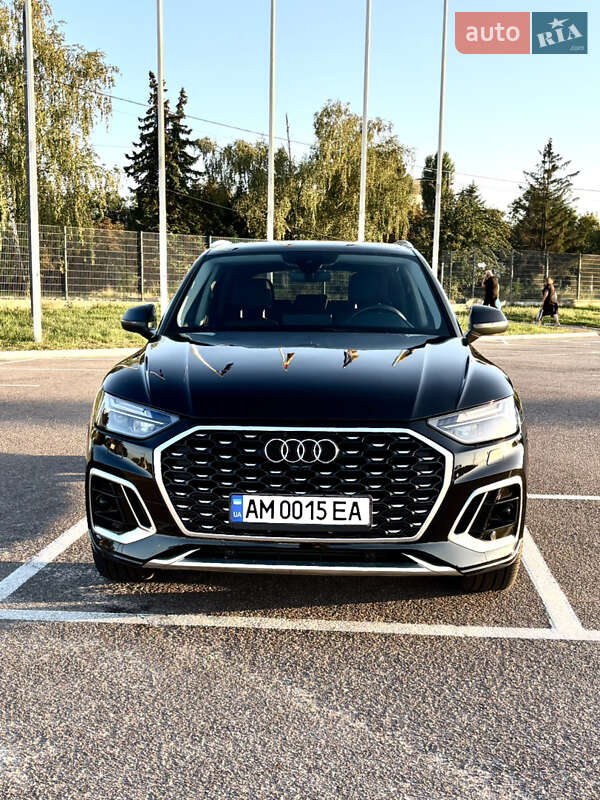 Внедорожник / Кроссовер Audi Q5 2021 в Житомире