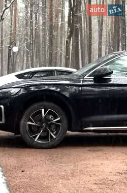 Внедорожник / Кроссовер Audi Q5 2021 в 