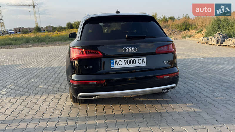 Внедорожник / Кроссовер Audi Q5 2018 в Луцке
