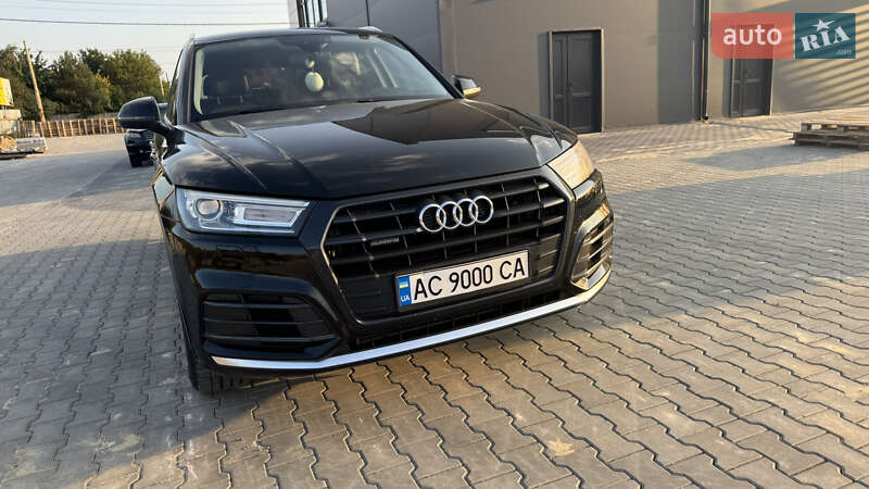 Внедорожник / Кроссовер Audi Q5 2018 в Луцке