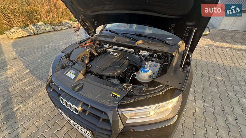 Внедорожник / Кроссовер Audi Q5 2018 в Луцке