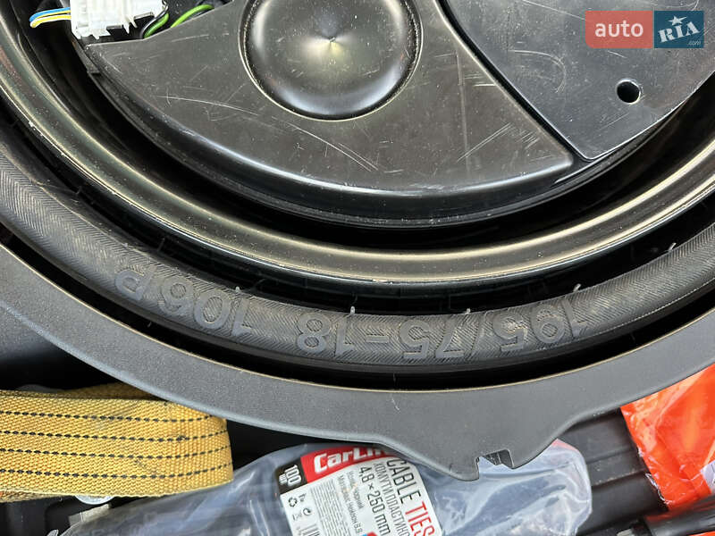 Внедорожник / Кроссовер Audi Q5 2012 в Дубно фото 40 Внедорожник / Кроссовер Audi Q5 2012 в Дубно