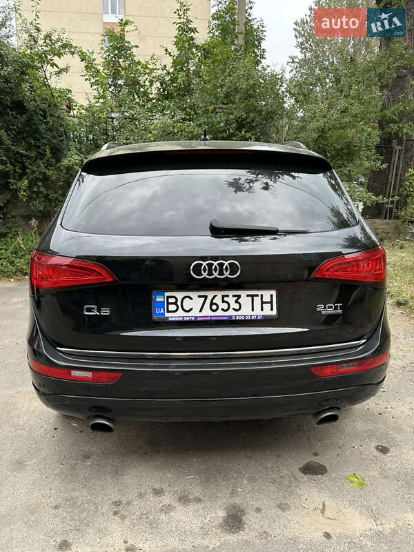Позашляховик / Кросовер Audi Q5 2015 в Львові