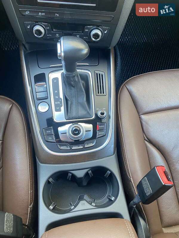 Внедорожник / Кроссовер Audi Q5 2016 в Киеве