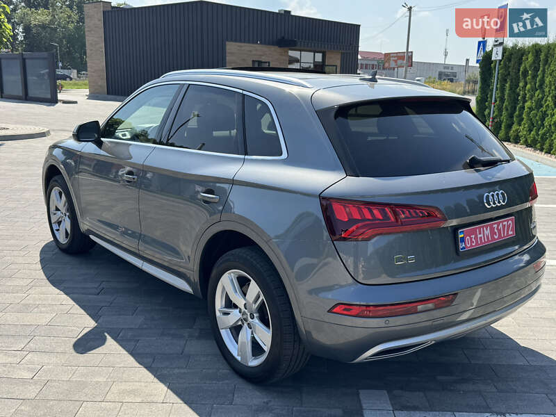 Внедорожник / Кроссовер Audi Q5 2017 в Луцке