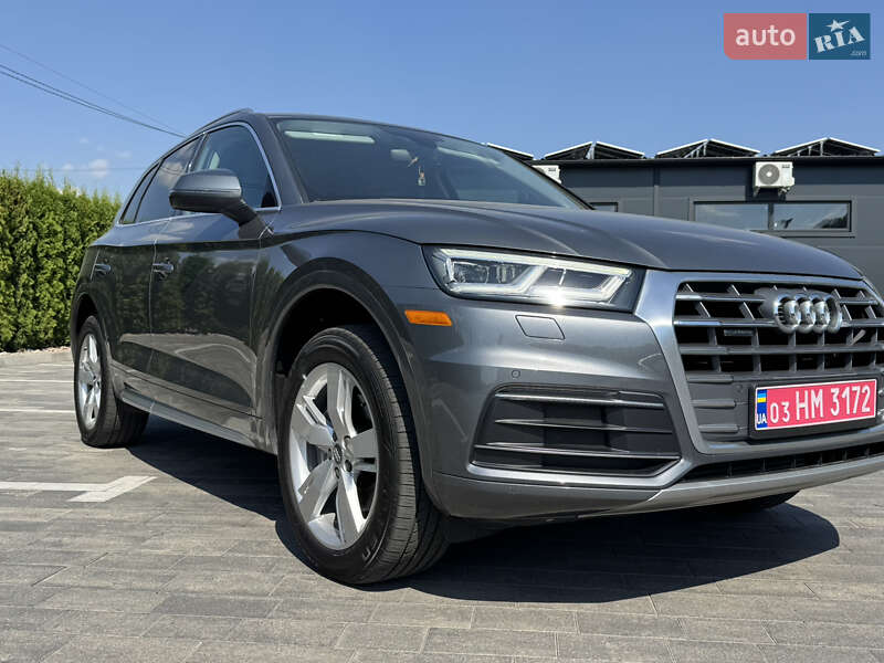 Внедорожник / Кроссовер Audi Q5 2017 в Луцке