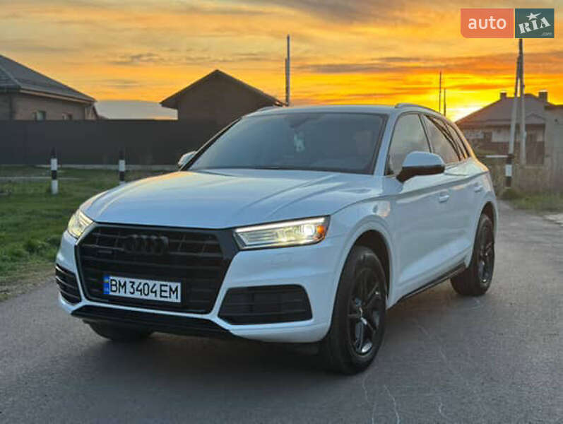 Позашляховик / Кросовер Audi Q5 2017 в Сумах