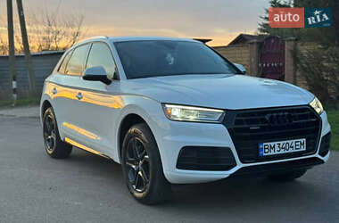 Внедорожник / Кроссовер Audi Q5 2017 в 