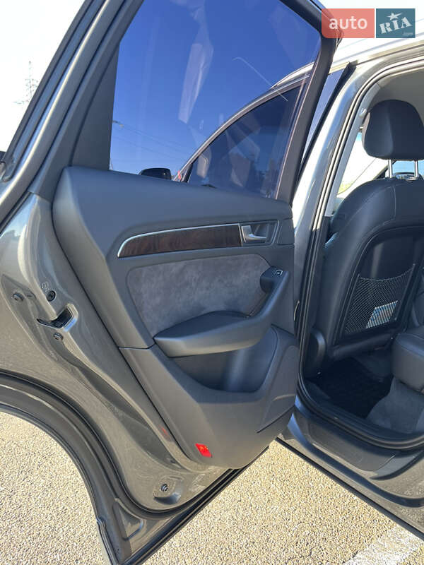 Внедорожник / Кроссовер Audi Q5 2014 в Киеве