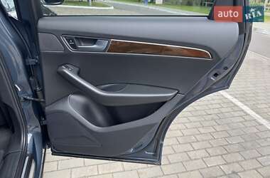 Внедорожник / Кроссовер Audi Q5 2011 в 