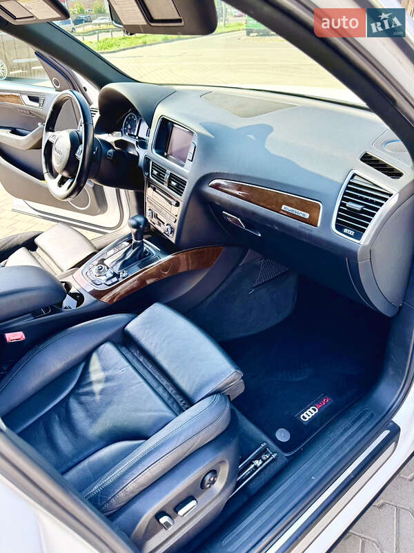 Позашляховик / Кросовер Audi Q5 2015 в Луцьку фото 15 Позашляховик / Кросовер Audi Q5 2015 в Луцьку