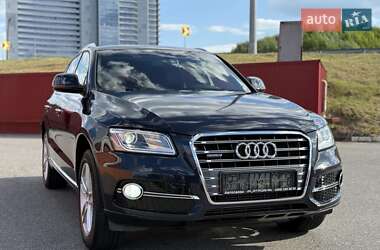 Внедорожник / Кроссовер Audi Q5 2016 в 