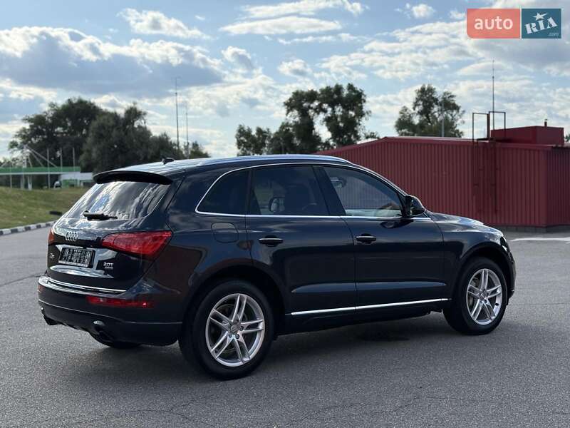 Внедорожник / Кроссовер Audi Q5 2016 в Киеве