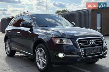 Внедорожник / Кроссовер Audi Q5 2016 в 