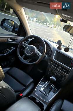 Внедорожник / Кроссовер Audi Q5 2013 в 