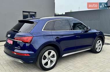 Внедорожник / Кроссовер Audi Q5 2021 в 