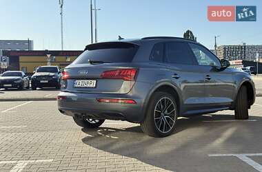 Позашляховик / Кросовер Audi Q5 2019 в 