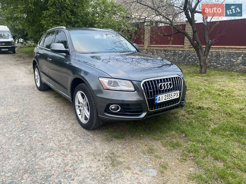 Внедорожник / Кроссовер Audi Q5 2016 в 