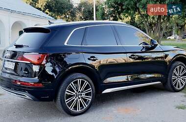 Внедорожник / Кроссовер Audi Q5 2023 в 