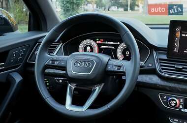 Внедорожник / Кроссовер Audi Q5 2023 в 