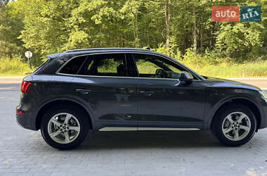 Внедорожник / Кроссовер Audi Q5 2023 в 