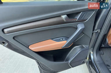 Внедорожник / Кроссовер Audi Q5 2023 в 