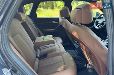 Внедорожник / Кроссовер Audi Q5 2023 в 
